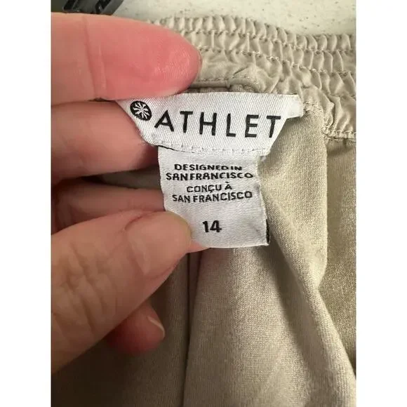 Athleta Chelsea Lined Cargo Pants Womens 14 Beige Mid Stretch Waist Pocket C11 - Picture 5 of 8